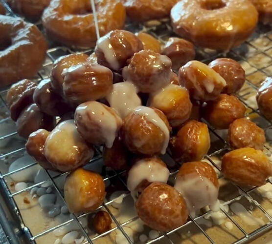 Cake Donut Poppers